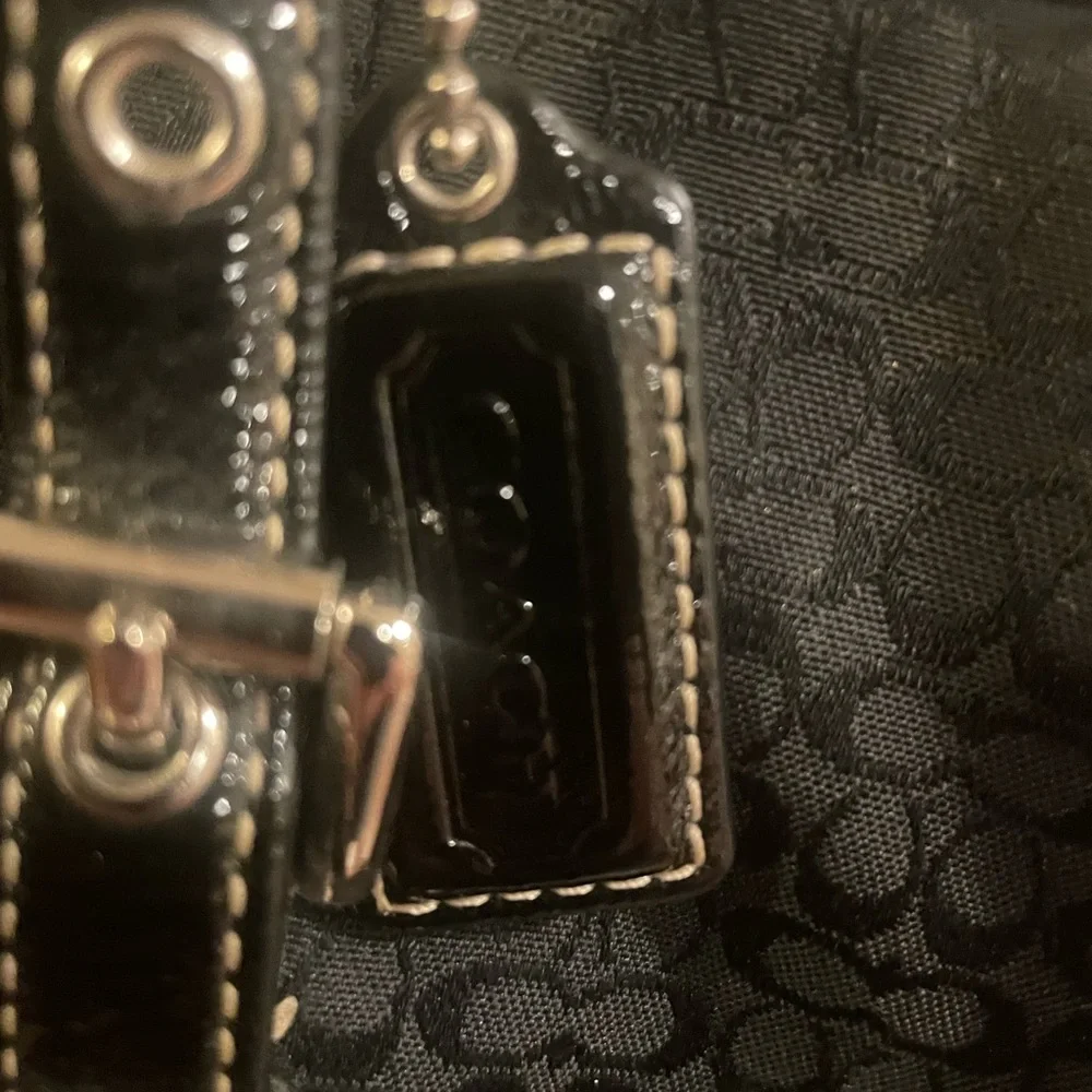 Coach Bag Coach bag with C Black Tote Bag with zipper Vintage Coach work bag - Picture 3 of 11